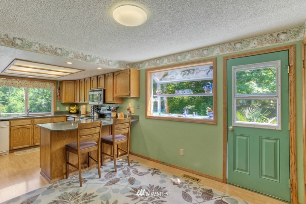 26612 Lake Fenwick Road South Kent, WA 98032 - Photo 16 of 22