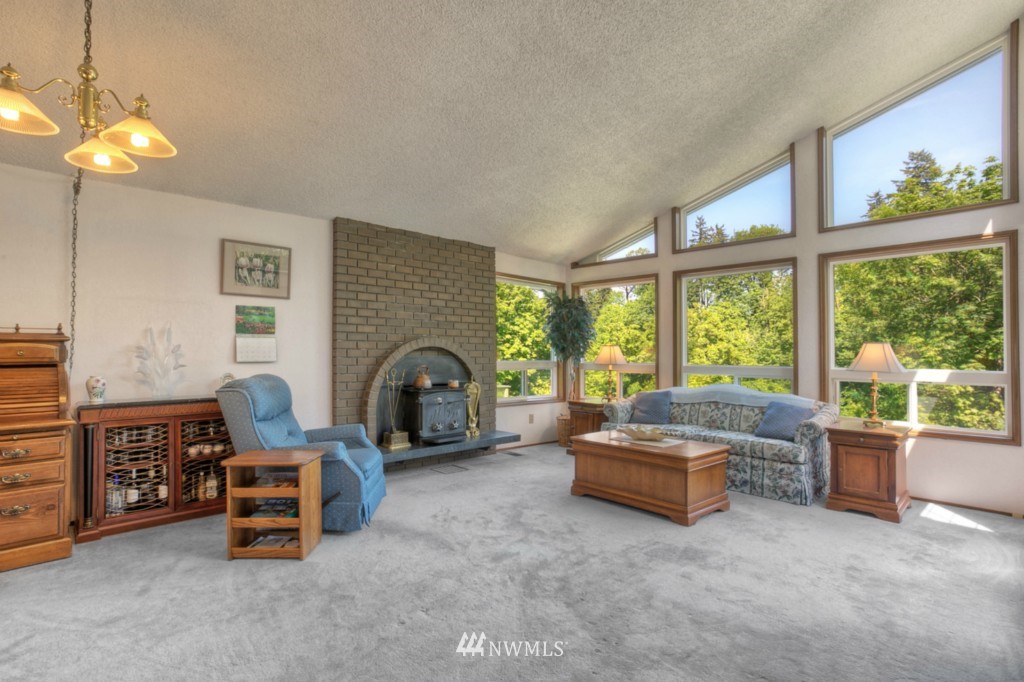 26612 Lake Fenwick Road South Kent, WA 98032 - Photo 3 of 22
