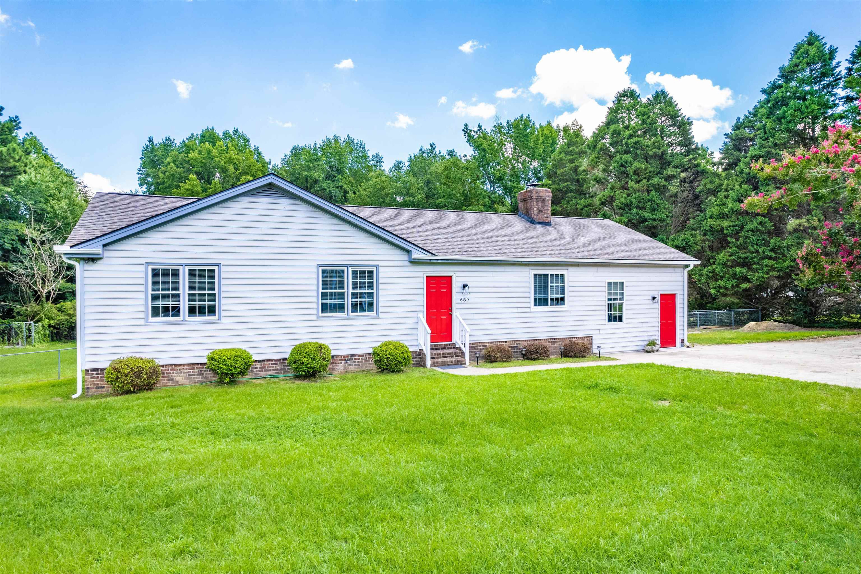 689 Corbett Road Clayton, NC 27520 - Photo 2 of 36 Photo 2