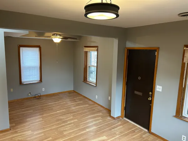 $2,900 | 5406 North Lovejoy Avenue, Chicago, IL 60630