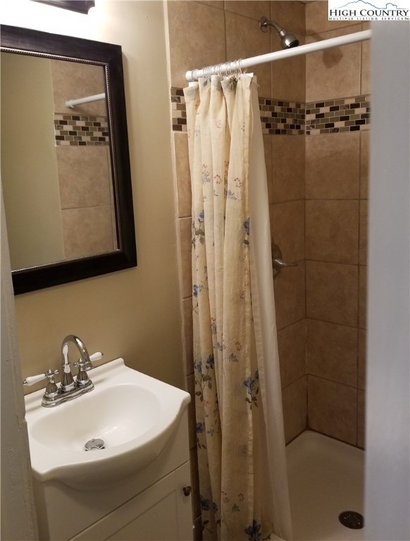 1790 Howard Colvard Road Crumpler, NC 28617 - Photo 17 of 24 Gallery Image 17
