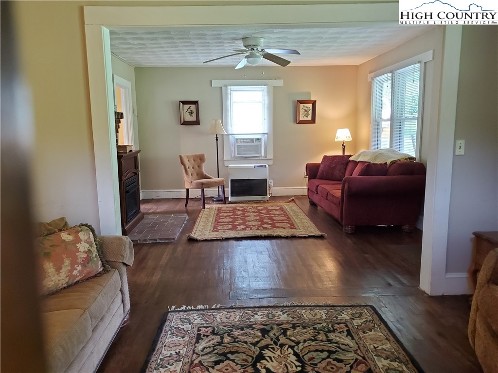 1790 Howard Colvard Road Crumpler, NC 28617 - Photo 10 of 24 Gallery Image 10