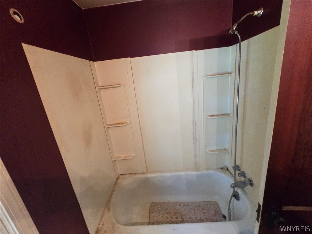 2132 Transit Road West Seneca, NY 14224 - Photo 15 of 27