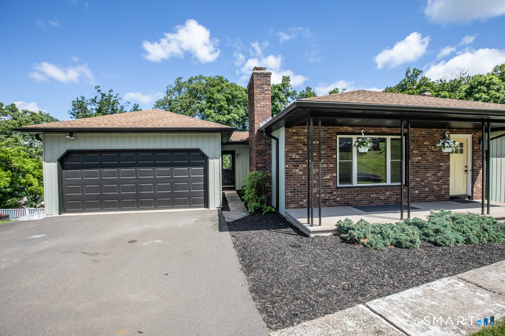 44 Farm Hill Road Wallingford, CT 06492 - Photo 2 of 38 Two car garage