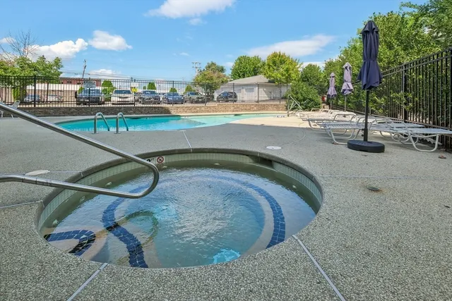 $3,200 | 614 Pond Street, Unit 2104, Braintree, MA 02184