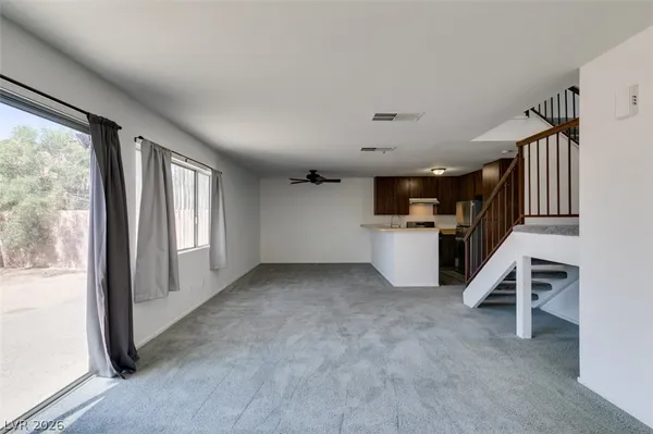 $1,995 | 4335 Galore Avenue, Las Vegas, NV 89115