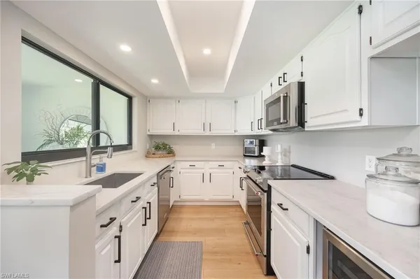 $619,000 | 723 Wildwood Lane, Naples, FL 34105