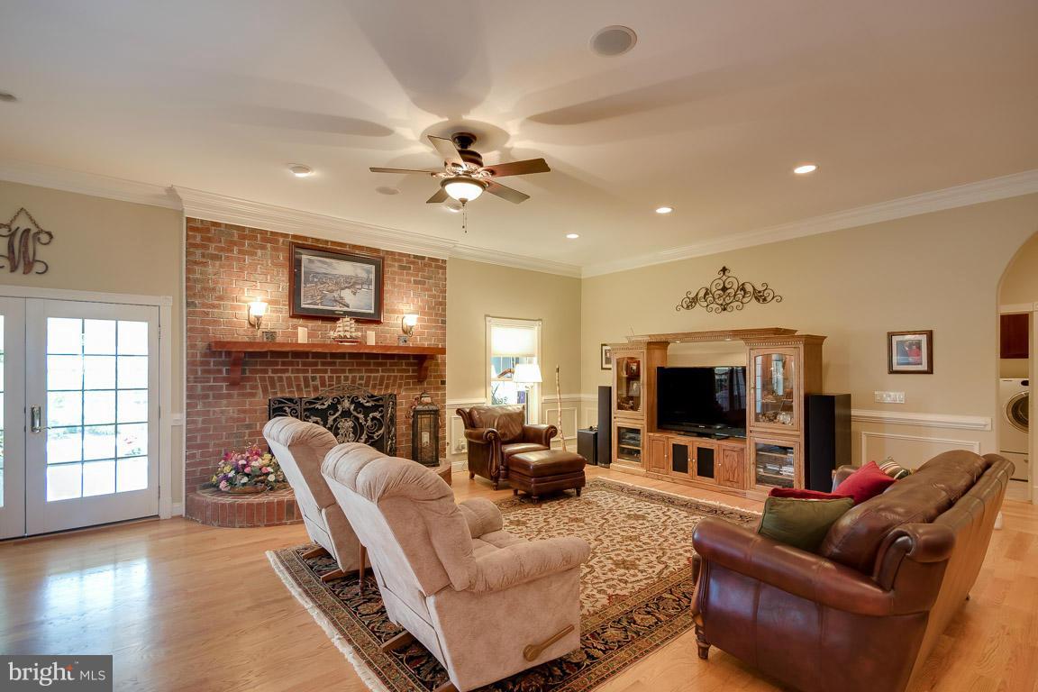 38 Ringgold Road Fredericksburg, VA 22405 - Photo 10 of 30 Family Room