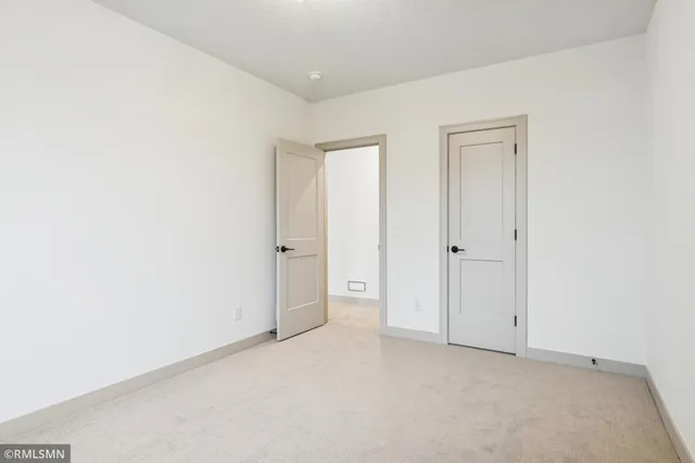 $969,000 | 5042 Airlake Draw, Woodbury, MN 55129