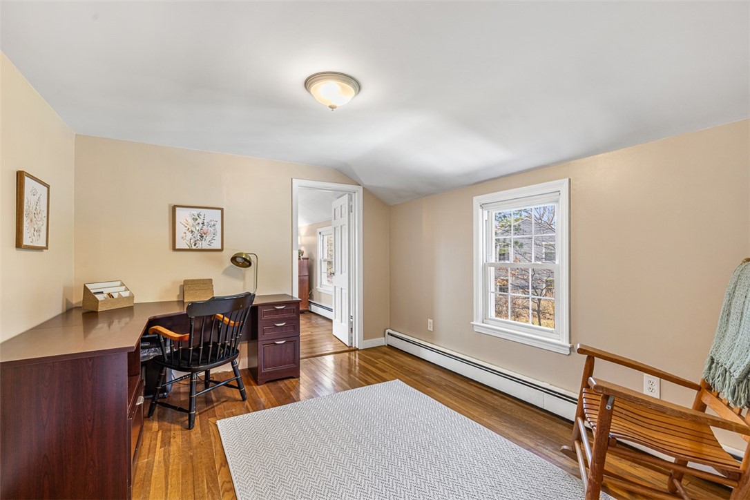 21 Old Chimney Road Barrington, RI 02806 - Photo 28 of 40