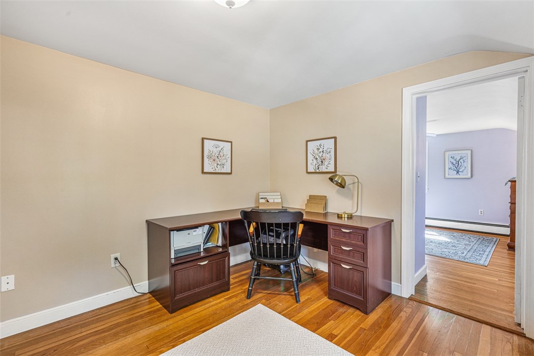 21 Old Chimney Road Barrington, RI 02806 - Photo 29 of 40