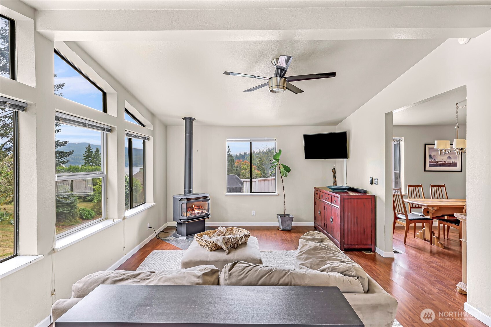 2366 North Shore Road Bellingham, WA 98226 - Photo 15 of 39 Gallery Image 15