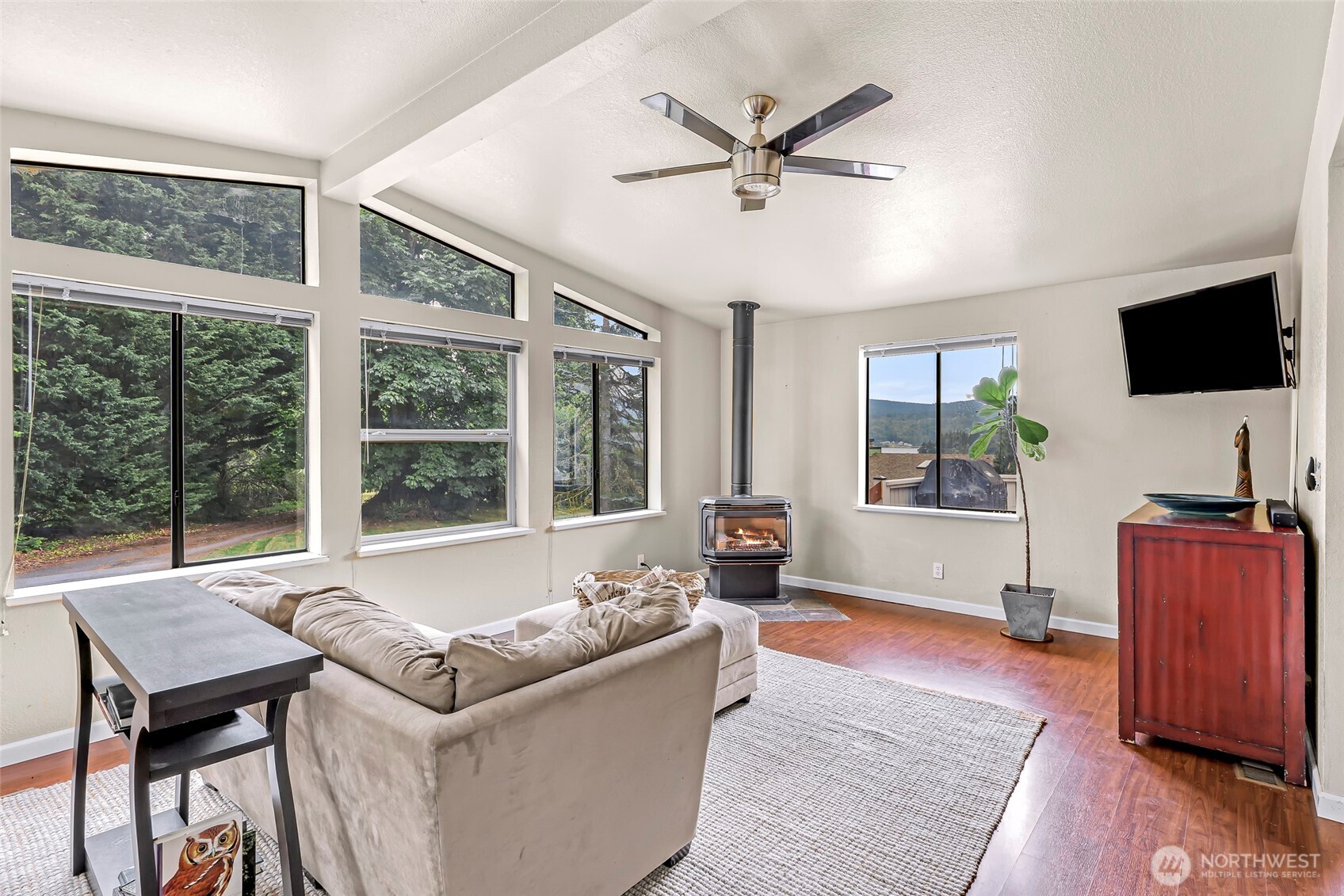 2366 North Shore Road Bellingham, WA 98226 - Photo 16 of 39 Gallery Image 16