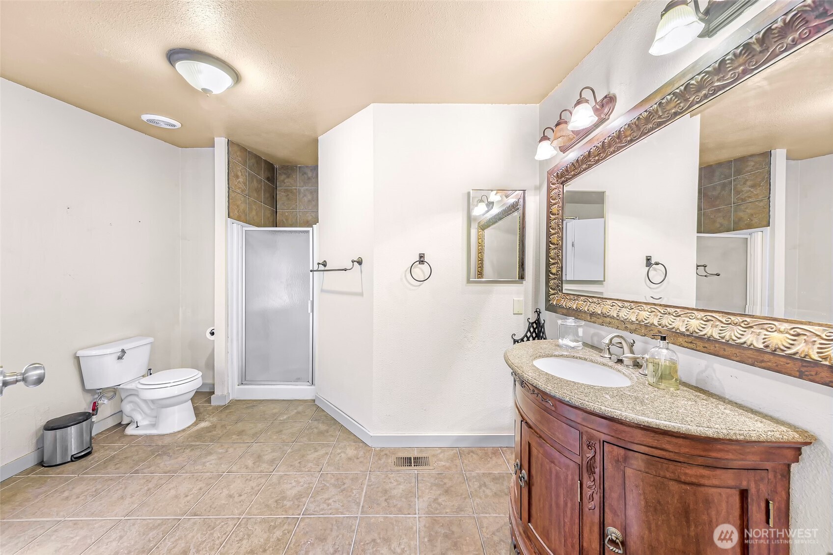 2366 North Shore Road Bellingham, WA 98226 - Photo 27 of 39 Gallery Image 27