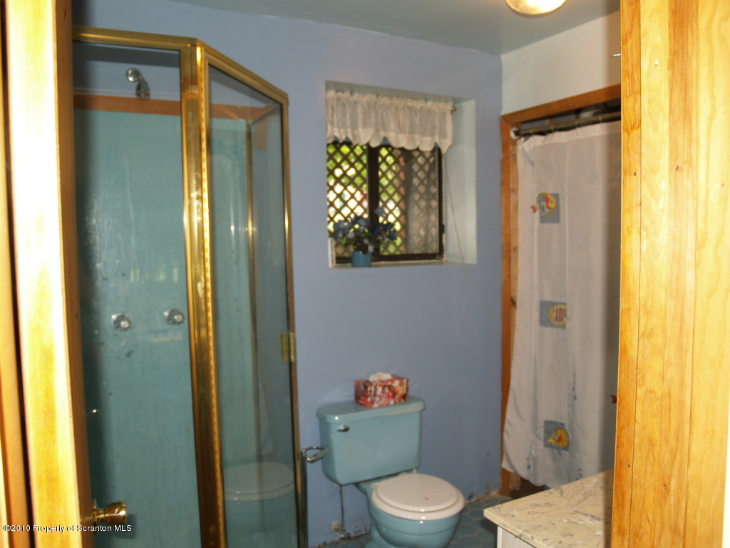 1283 Brookfield Road Lake Ariel, PA 18436 - Photo 12 of 14 Gallery Image 12