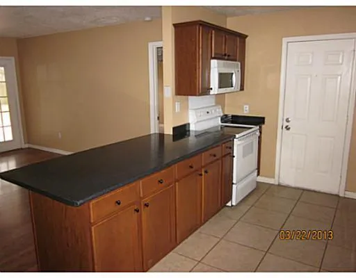 $1,395 | 8517 Mermaid Avenue, Ocean Springs, MS 39564