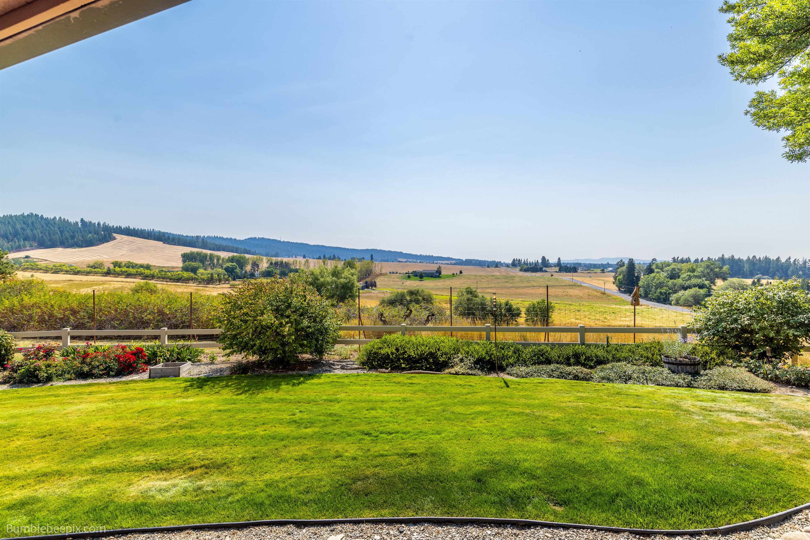 10806 North Morrison Road Spokane, WA 99217 - Photo 11 of 44