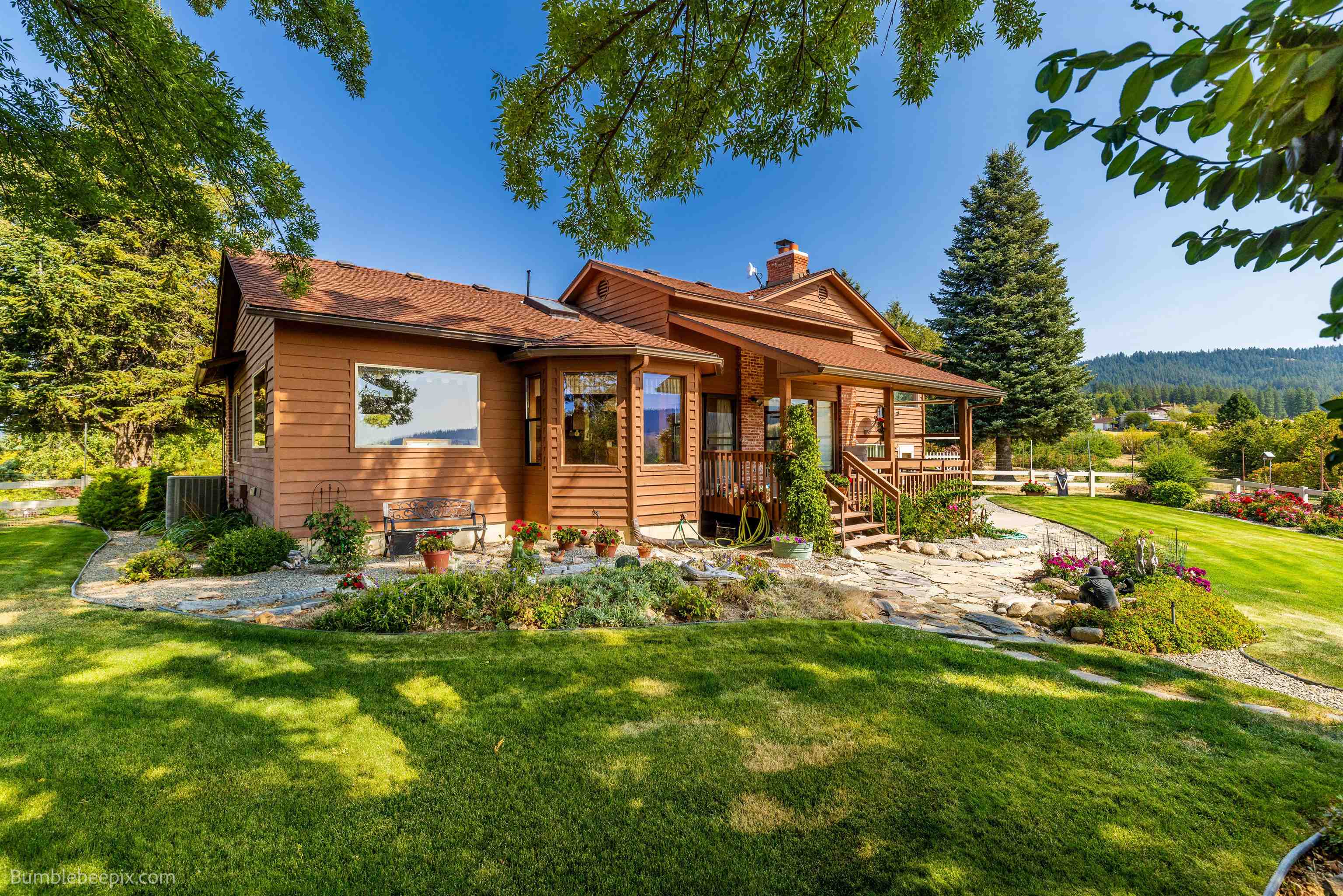 10806 North Morrison Road Spokane, WA 99217 - Photo 7 of 44