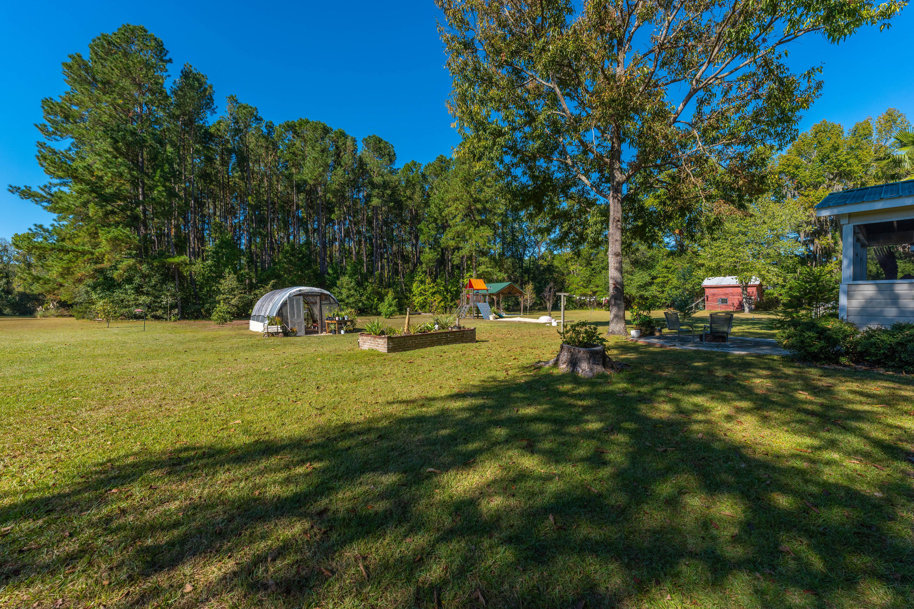 16266 Hunters Chapel Road Smoaks, SC 29481 - Photo 27 of 39 P1022156