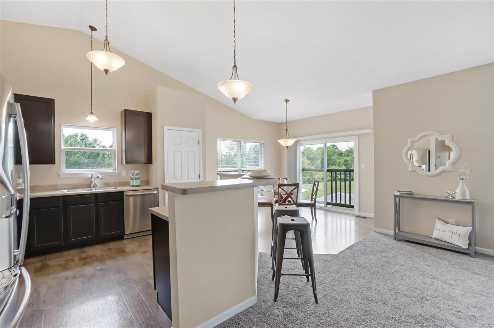 671 Springfield Drive Wentzville, MO 63385 - Photo 9 of 29