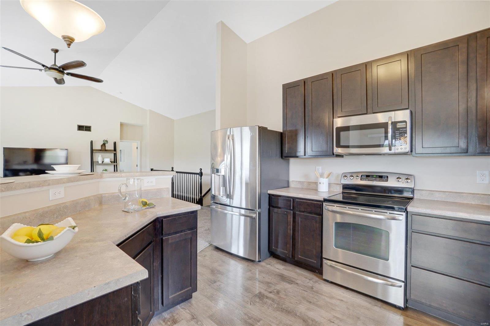 671 Springfield Drive Wentzville, MO 63385 - Photo 10 of 29