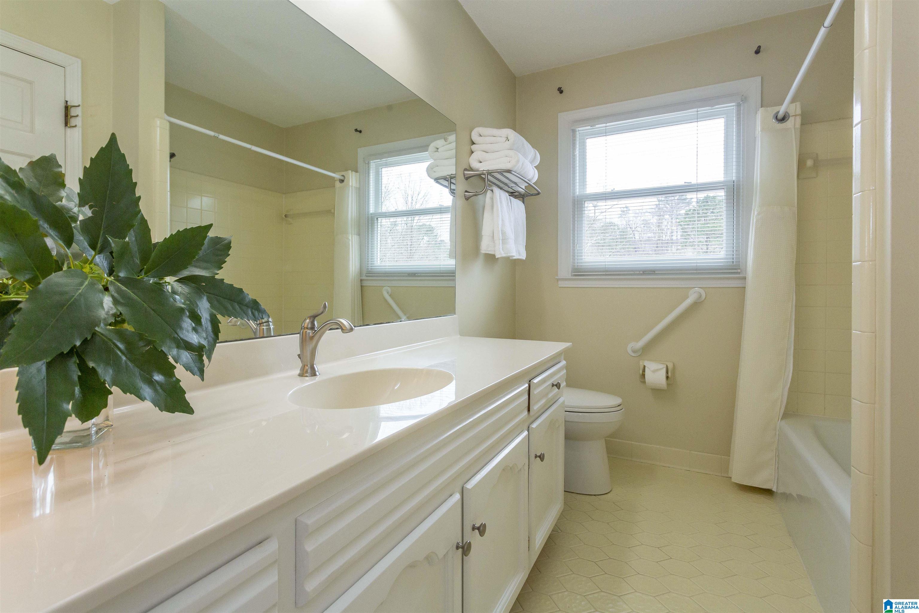 3506 South Brookwood Road Birmingham, AL 35223 - Photo 25 of 46