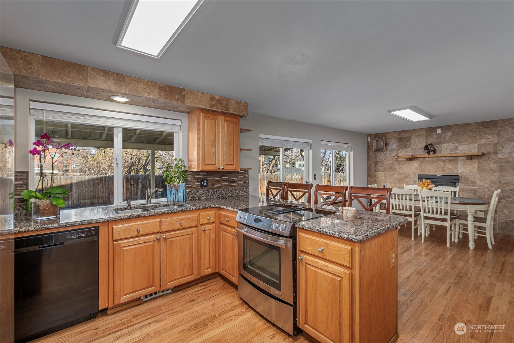 1506 Fourth Street Wenatchee, WA 98801 - Photo 20 of 36 Gallery Image 20