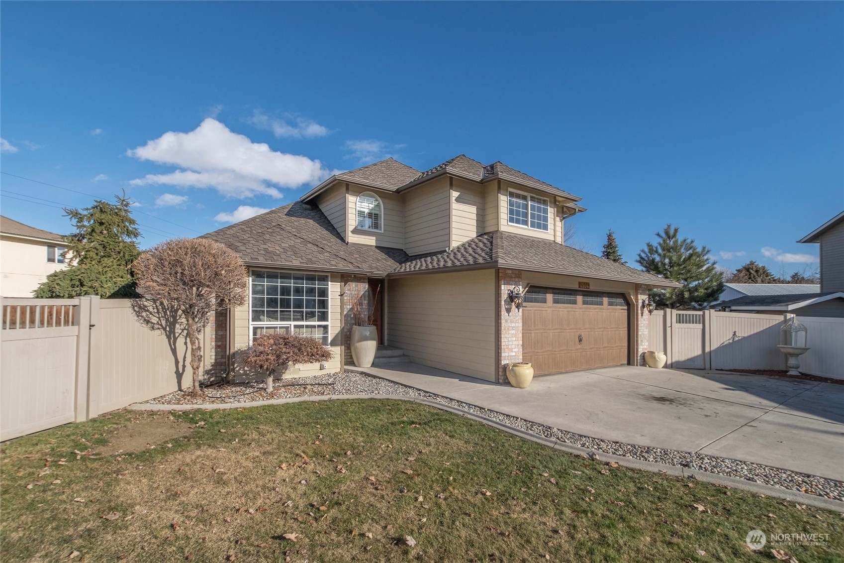 1506 Fourth Street Wenatchee, WA 98801 - Photo 2 of 36 Gallery Image 2