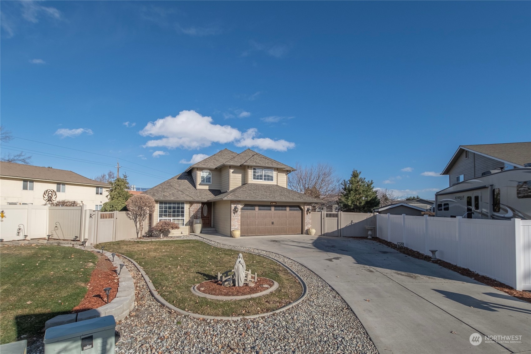 1506 Fourth Street Wenatchee, WA 98801 - Photo 3 of 36 Gallery Image 3