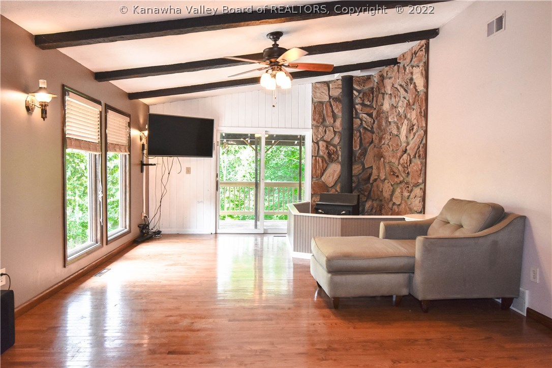 241 Wrens Ridge Road Hurricane, WV 25526 - Photo 4 of 21 Gallery Image 4