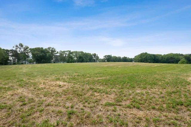 $240,000 | Xxx Stevens Street Southwest, Watertown, MN 55388