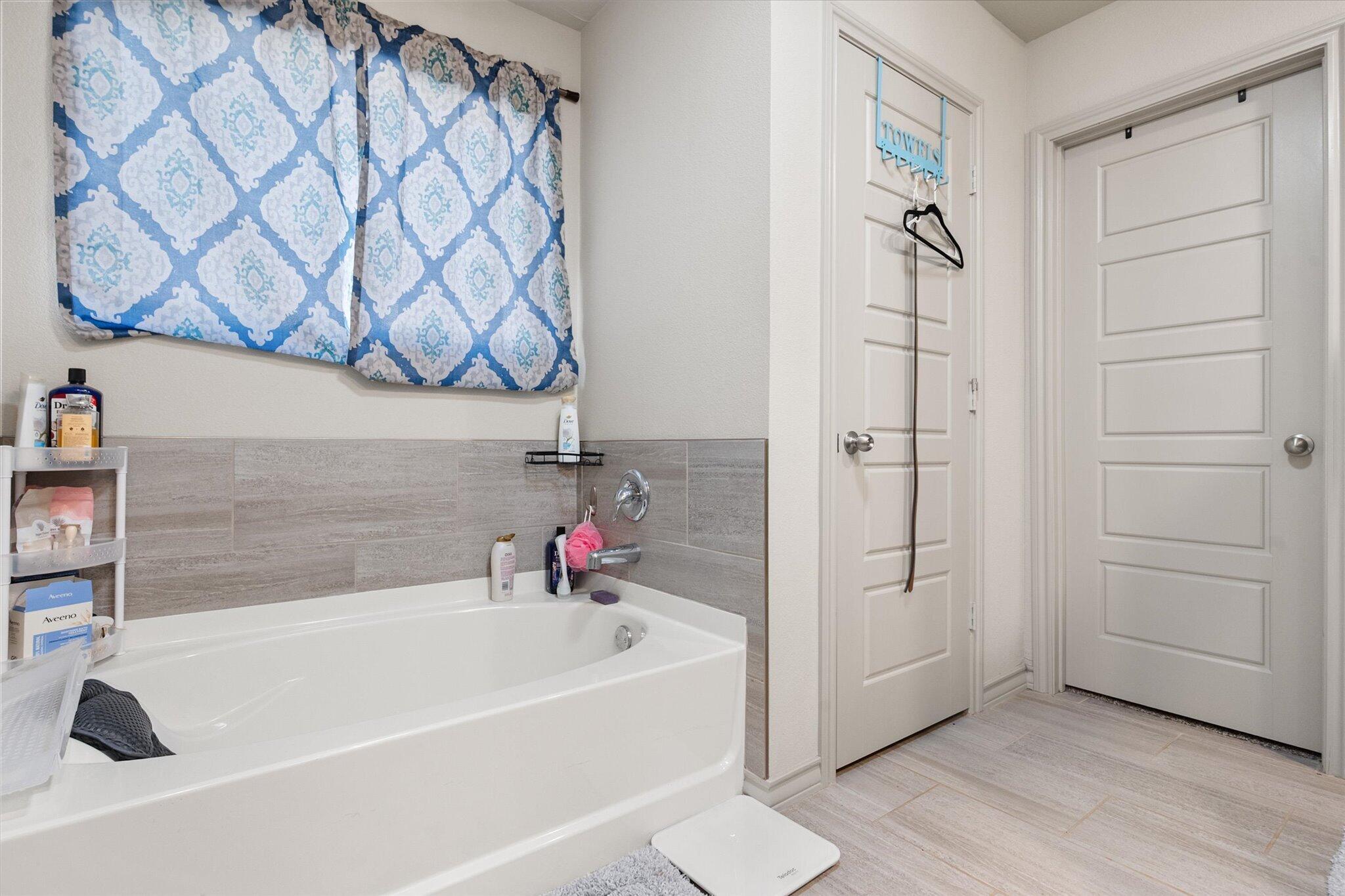 7101 24th Street Lubbock, TX 79407 - Photo 21 of 28 20-DAY_7960