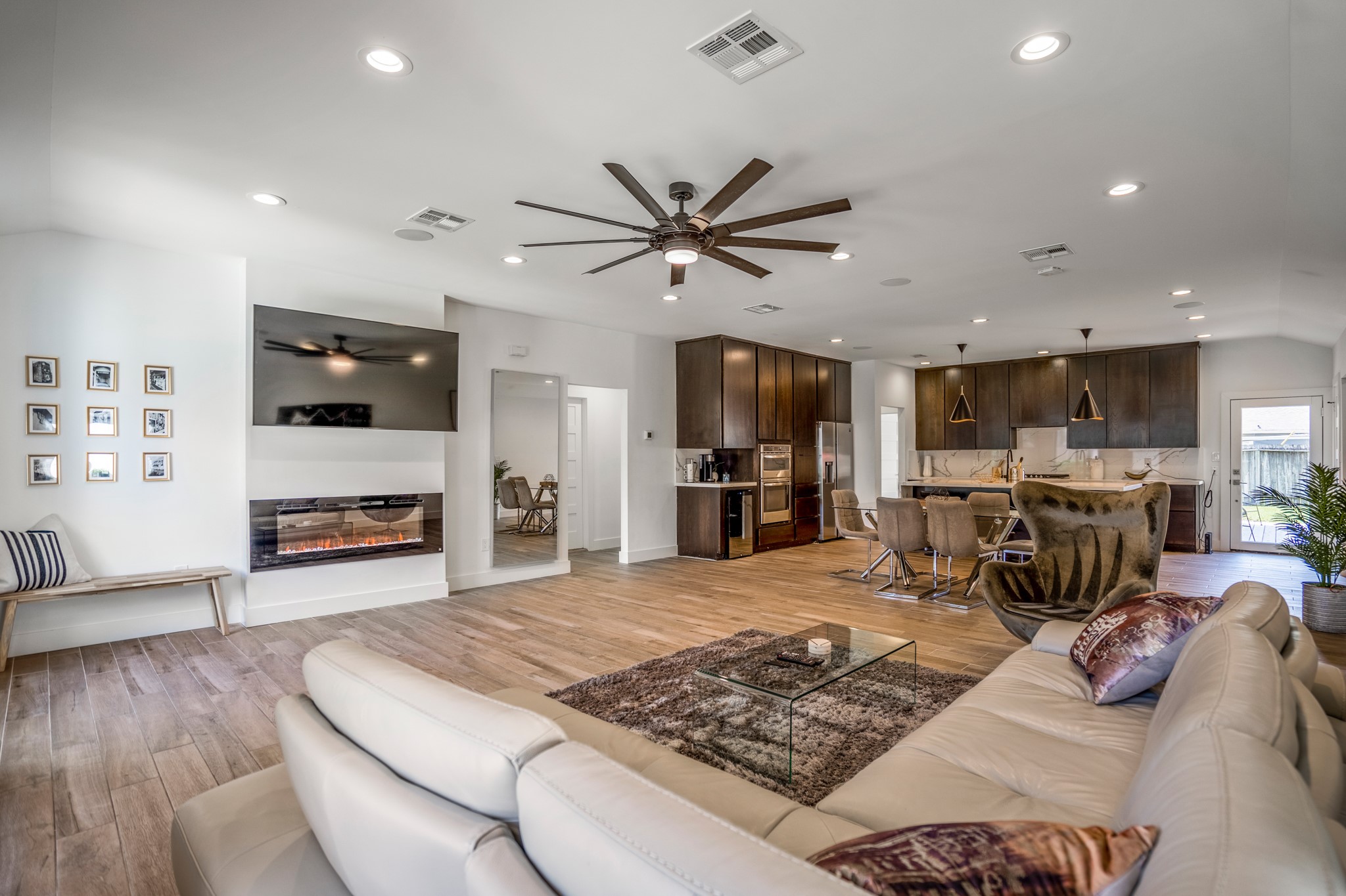 3878 Arbor Street Houston, TX 77004 - Photo 5 of 24