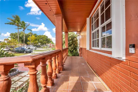 $650,900 | 5015 East Palm Court, Hialeah, FL 33013