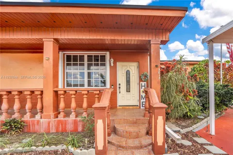 $650,900 | 5015 East Palm Court, Hialeah, FL 33013