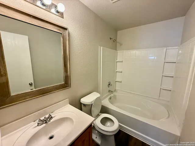 $1,325 | 9914 Kent, San Antonio, TX 78254