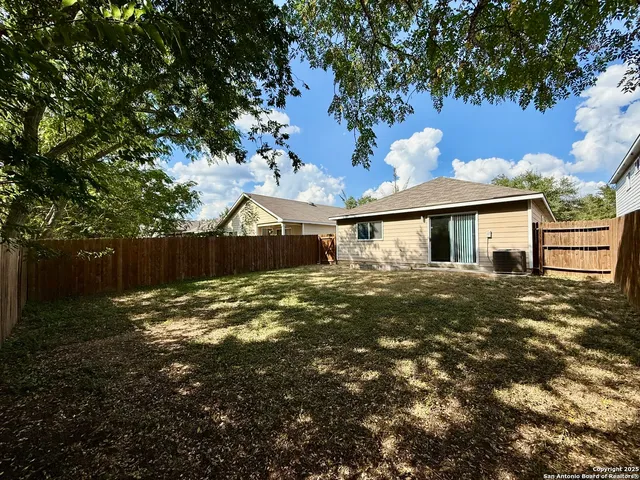 $1,325 | 9914 Kent, San Antonio, TX 78254