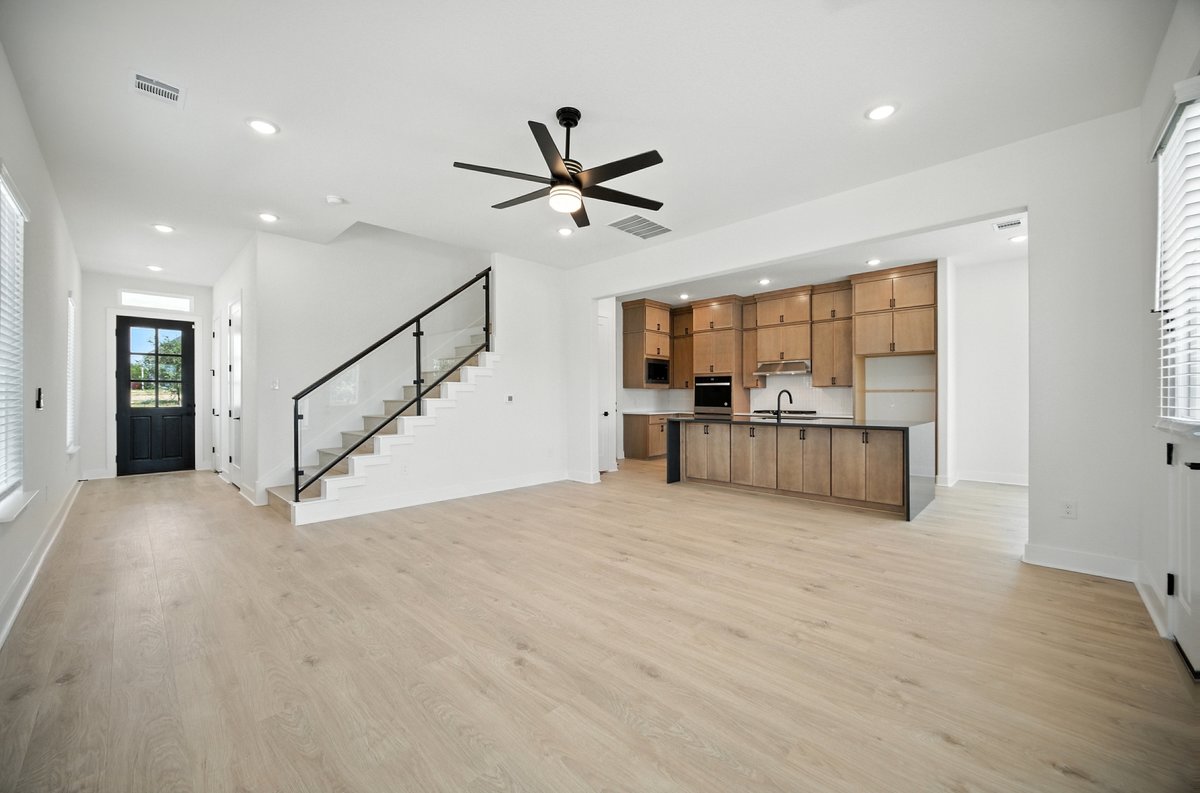 12009 Fennec Way Austin, TX 78758 - Photo 2 of 7