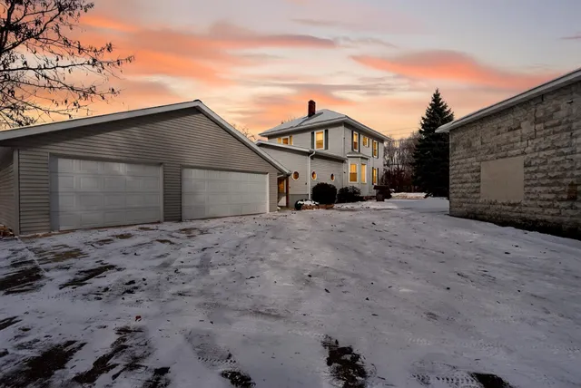 $264,900 | 330 Main Street, Oconto, WI 54153