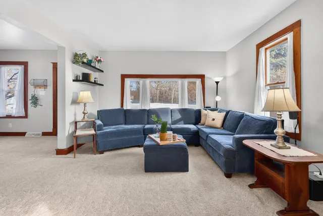 $264,900 | 330 Main Street, Oconto, WI 54153