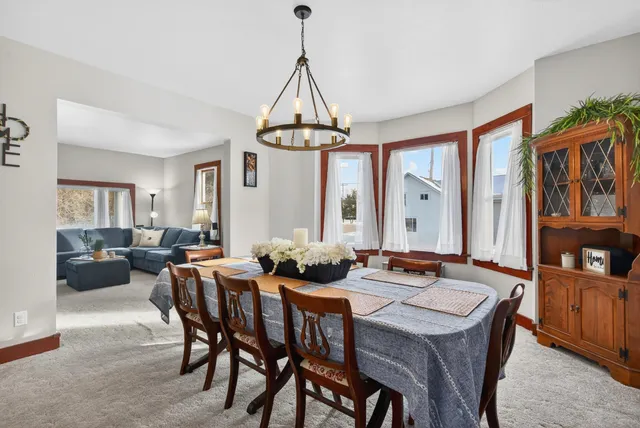 $264,900 | 330 Main Street, Oconto, WI 54153