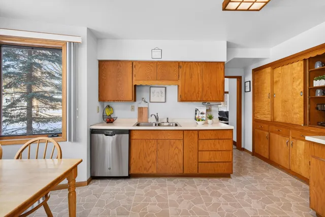 $264,900 | 330 Main Street, Oconto, WI 54153