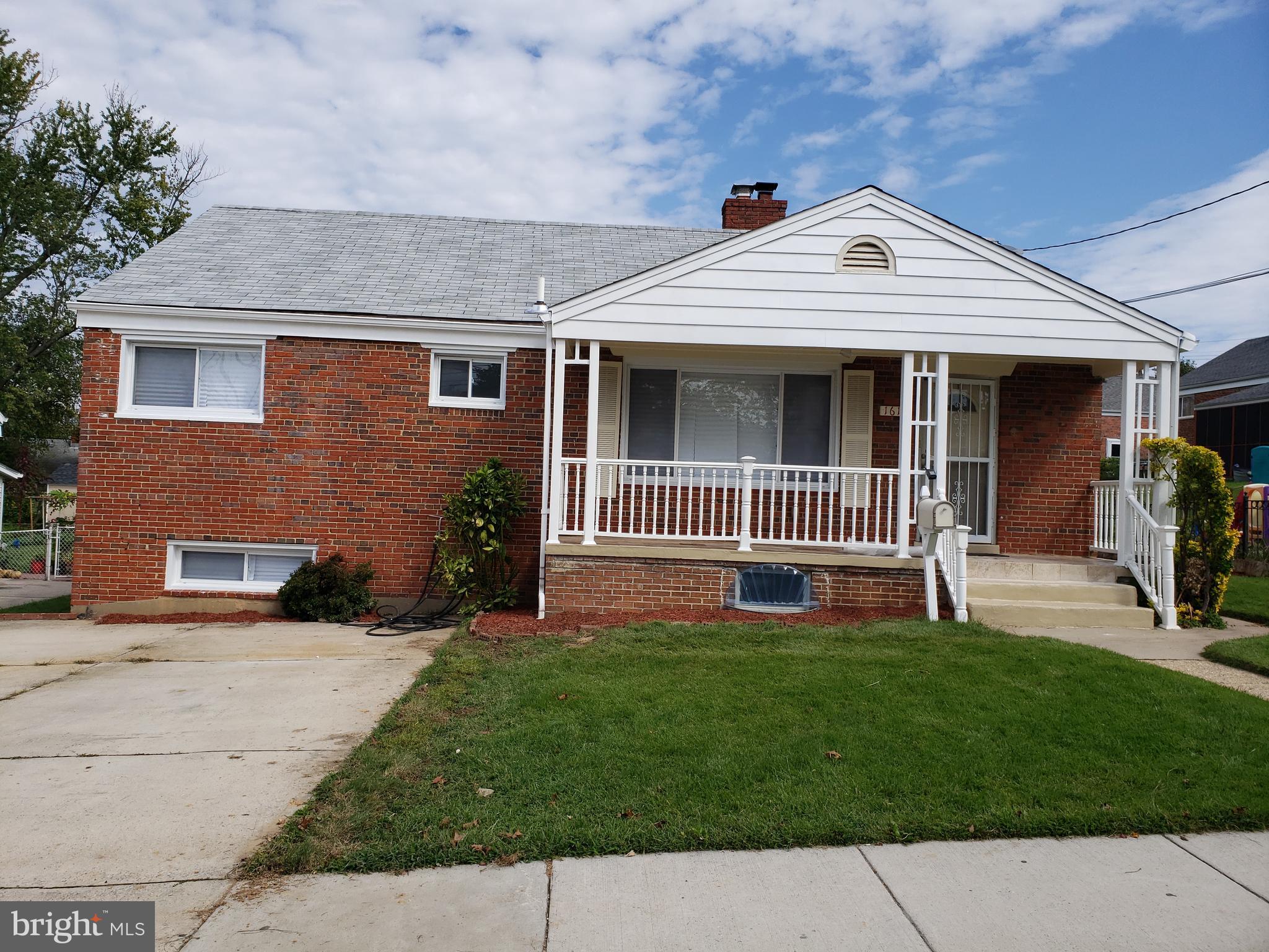 1618 Parham Road Silver Spring, MD 20903 - Photo 2 of 42 Gallery Image 2
