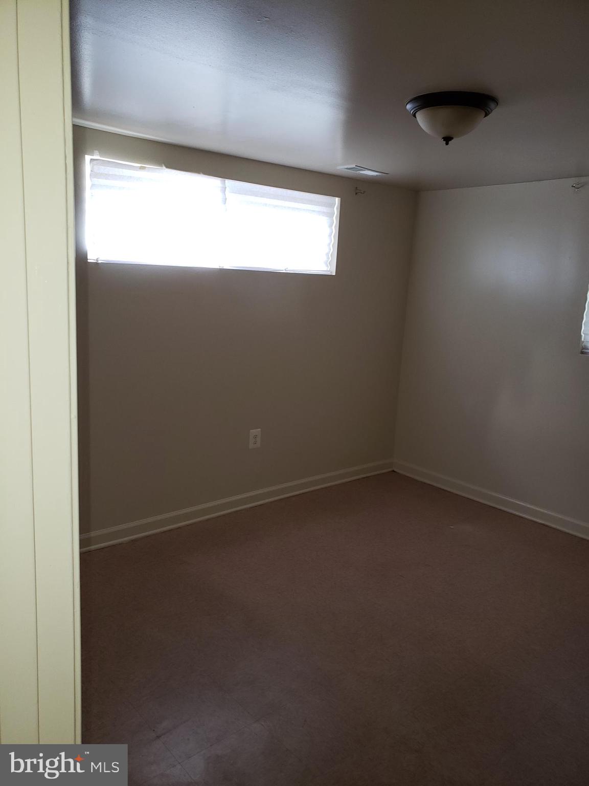 1618 Parham Road Silver Spring, MD 20903 - Photo 20 of 42 Gallery Image 20