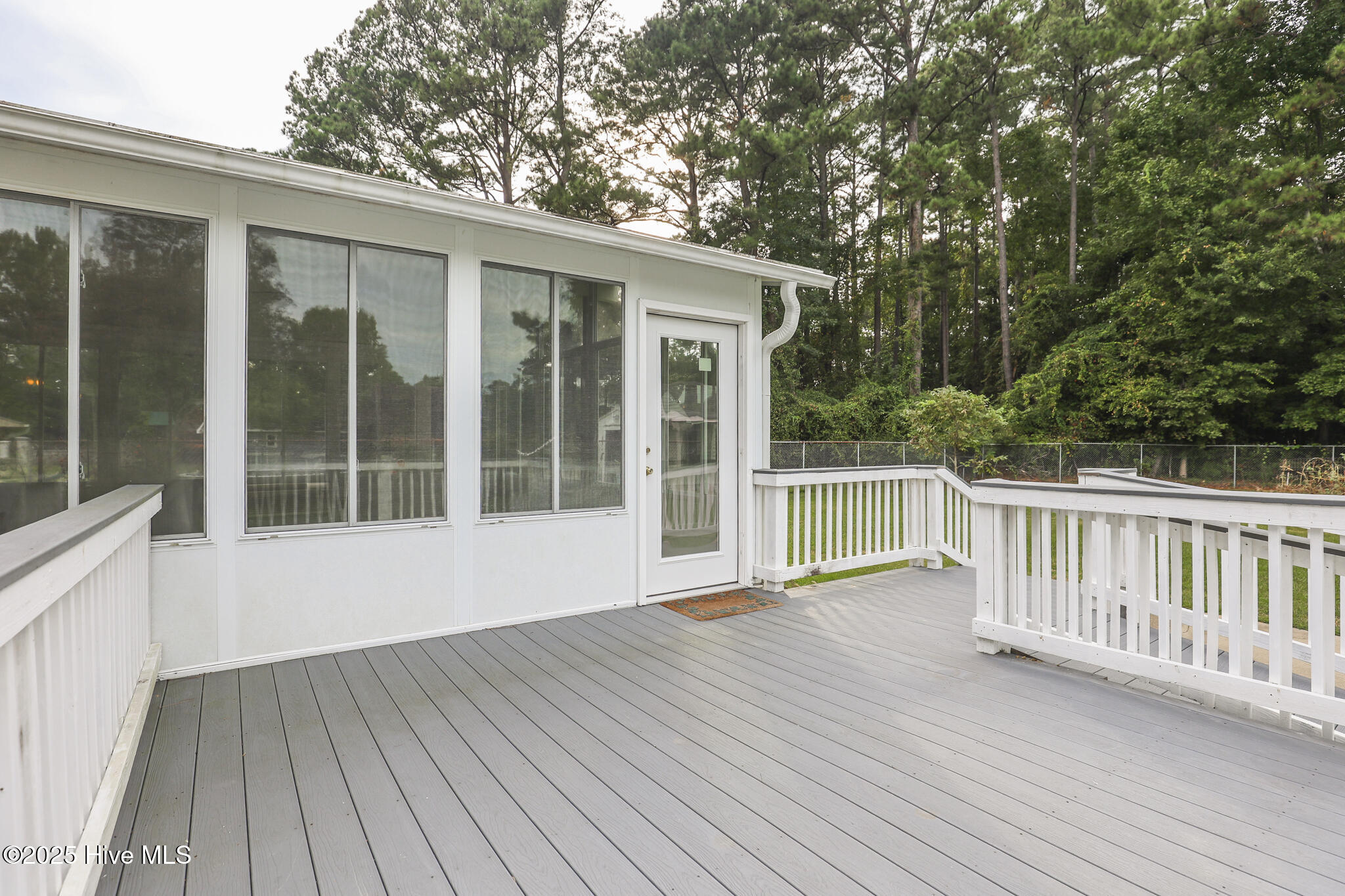 137 Cardinal Road Jacksonville, NC 28546 - Photo 58 of 61 137 Cardinal-65