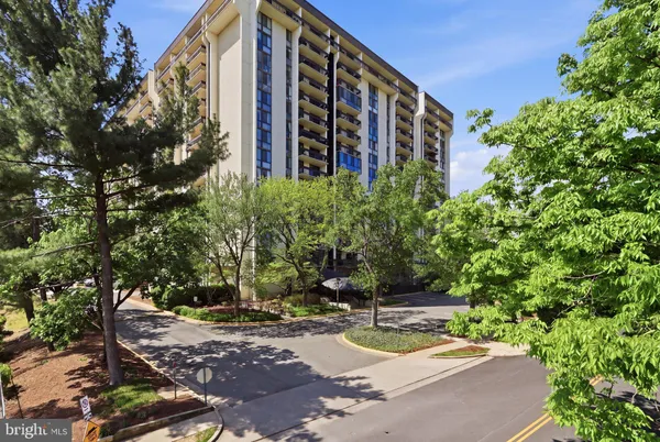 $2,500 | 5300 Holmes Run Parkway, Unit 607, Alexandria, VA 22304