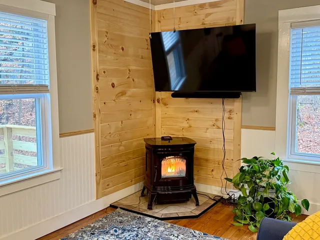 $390,000 | 18 Pine Street, Tilton, NH 03276