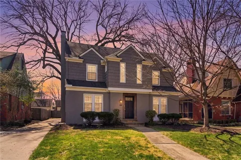 $499,000 | 627 East 74th Street, Kansas City, MO 64131