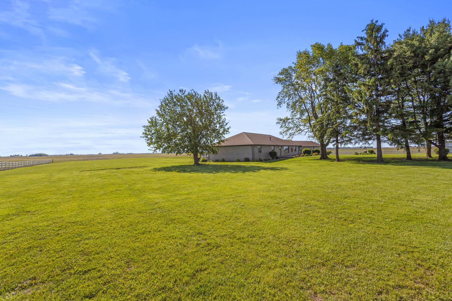 12317 North 1100 East Road Catlin, IL 61817 - Photo 5 of 44