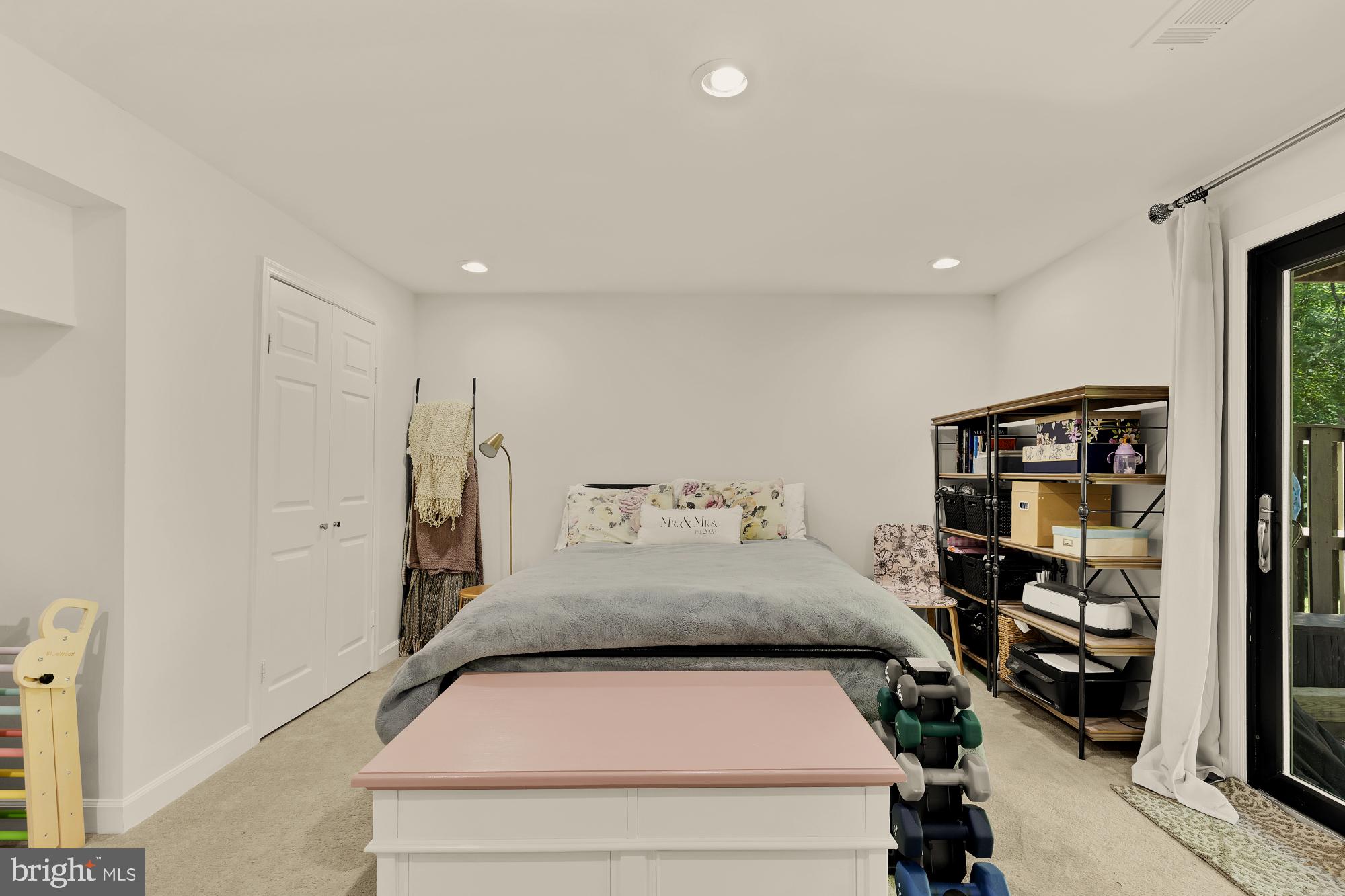 11170 Forest Edge Drive Reston, VA 20190 - Photo 28 of 40 Huge guest room